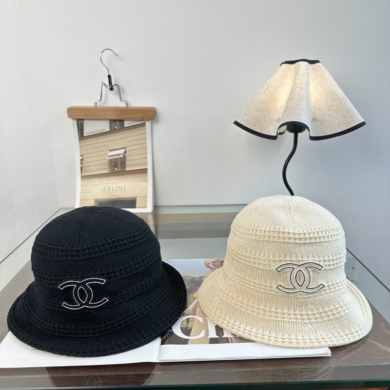 Chanel hat dx40